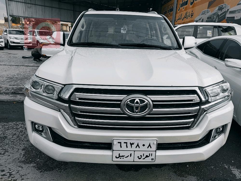 تويوتا لاندكروزر